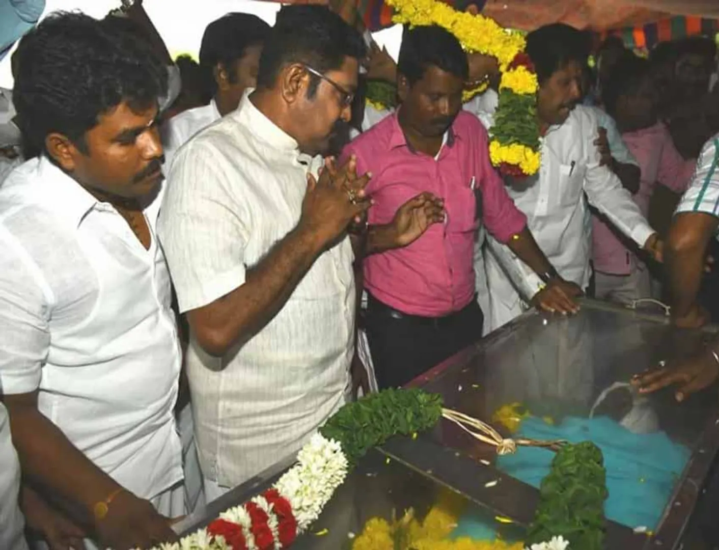 ttv dhinakaran
